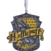 Harry Potter Hufflepuff Wappen Hängeornament 8cm -Karneval Kostüm Laden harry potter hufflepuff crest haenge ornament 8cm harry potter hufflepuff weihnachtskugel hogwarts merchandise 53990